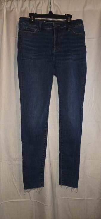 Kut from the Kloth Denim - Kut from the Kloth Mia Skinny Jeans with Raw Hem Dark Wash Size 6